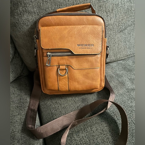 Shoulder bag NEW - Picture 1 of 4